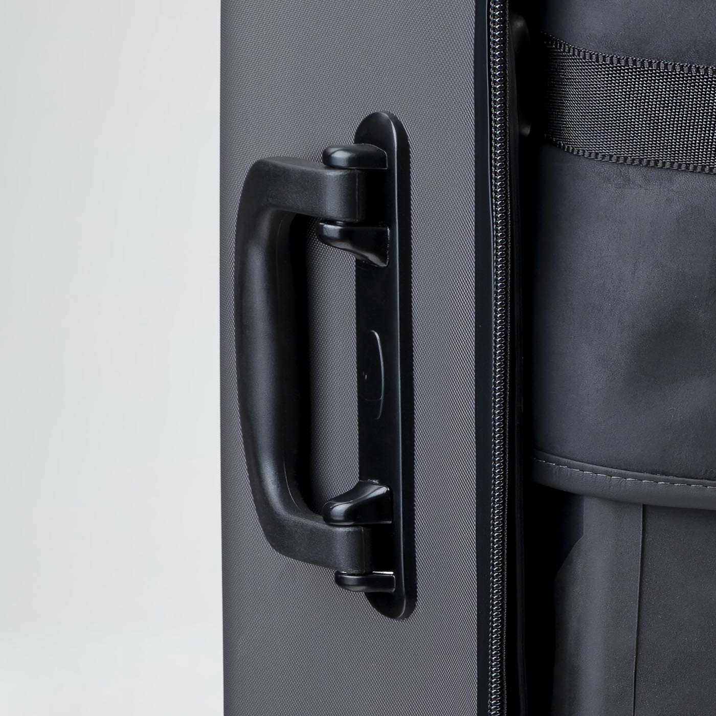 [PRE-ORDER] Uforia Travel Case