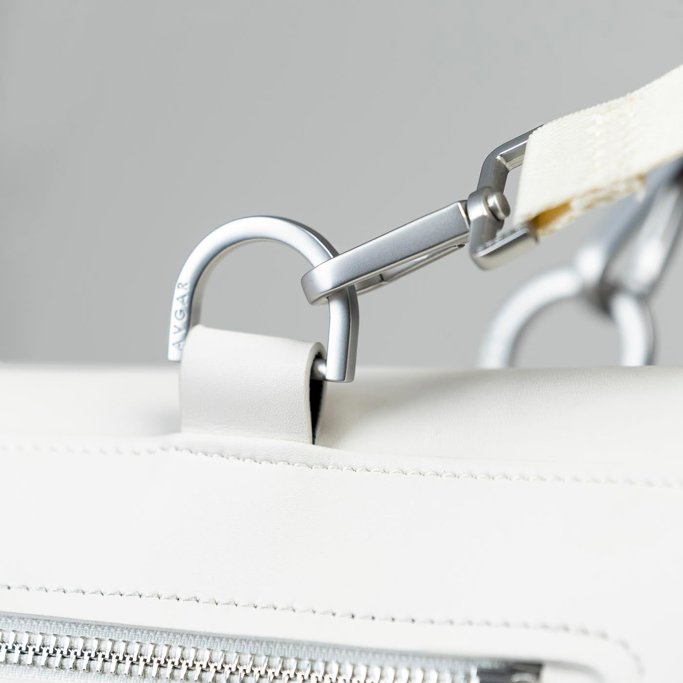 AVGAR Cream Links Golf Bag white product detail